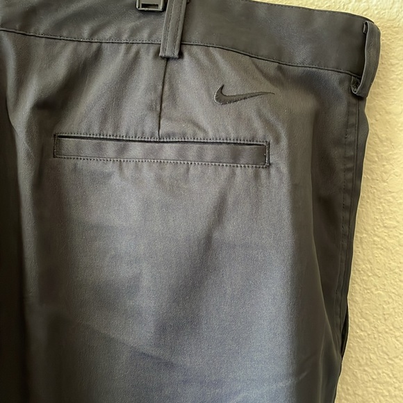 Men’s black Nike golf dri-fit size 38X 34 - Picture 3 of 7